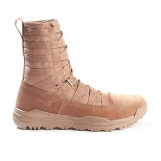 coyote boots nike
