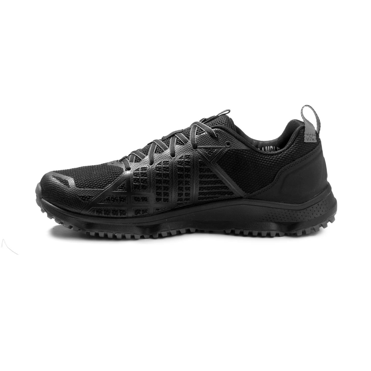 Under Armour MG Strikefast Athletic Shoes